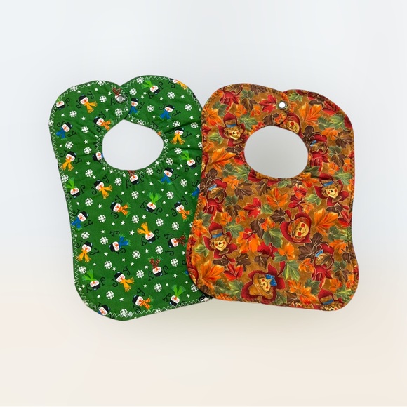 Lot/2 Handmade Bib Fall/Winter Seasons - Picture 1 of 12